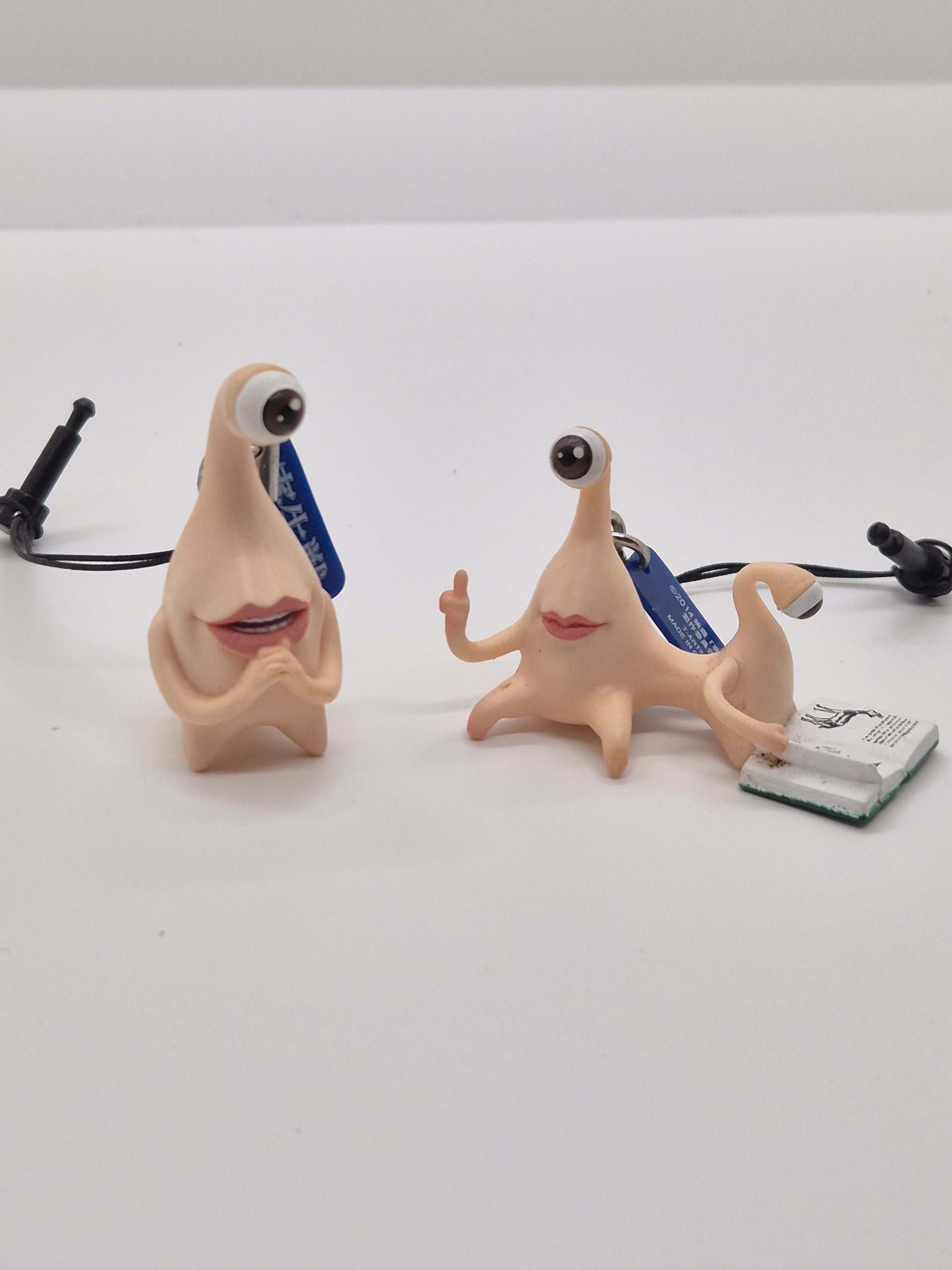 Gachapon Kiseiju Migi