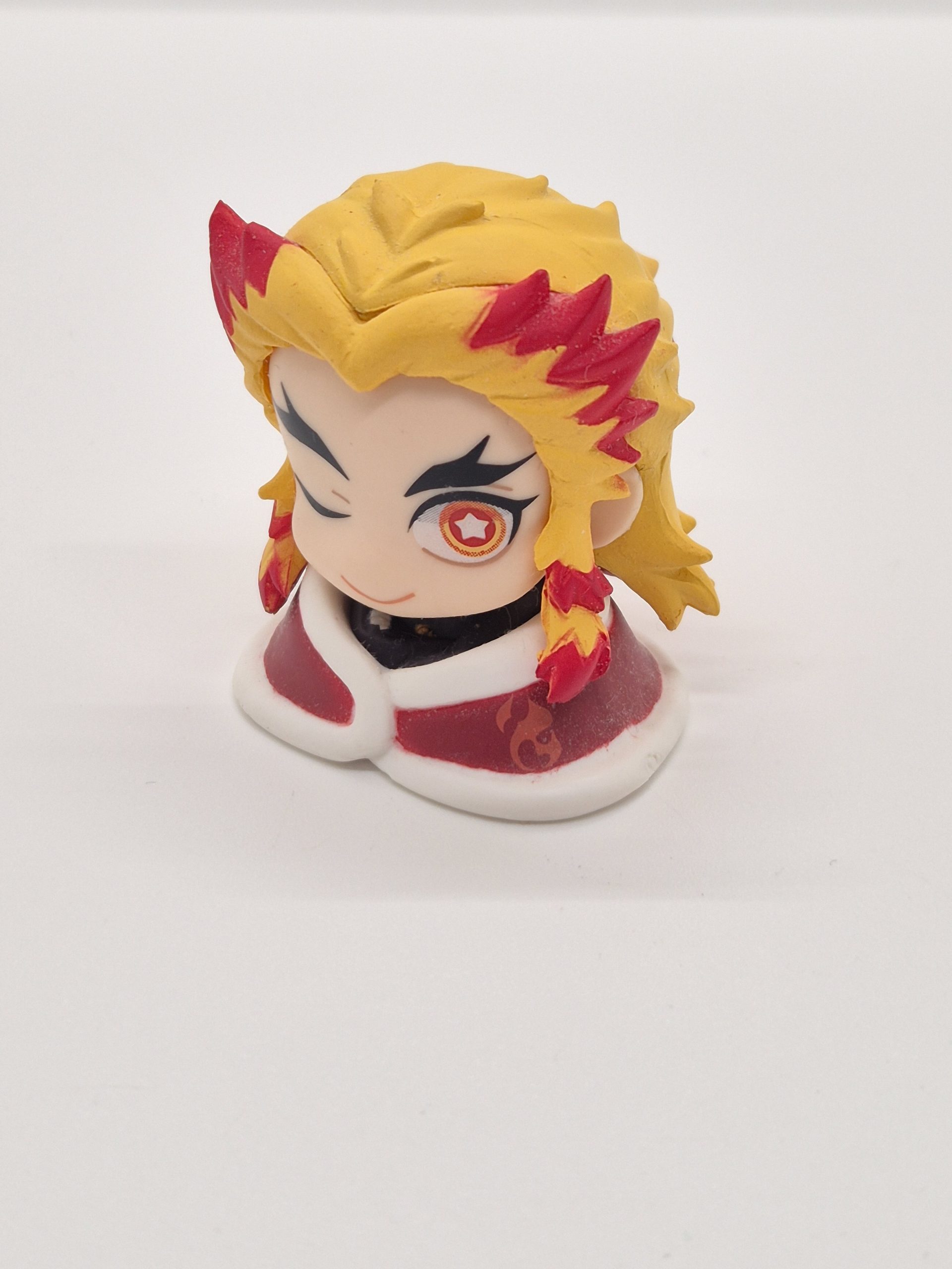 Demon Slayer Gachapon Rengoku Kyojuro Stand Stones Mini Figure - immagine 2