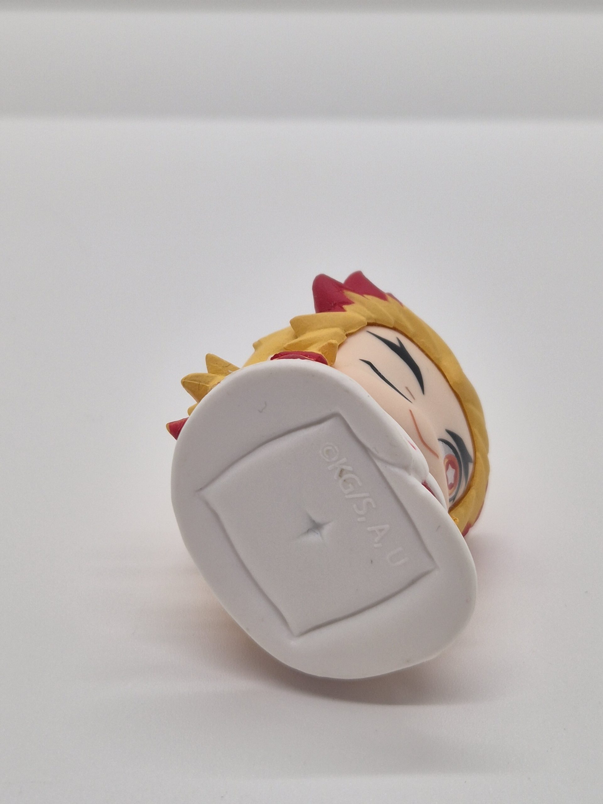 Demon Slayer Gachapon Rengoku Kyojuro Stand Stones Mini Figure - immagine 4